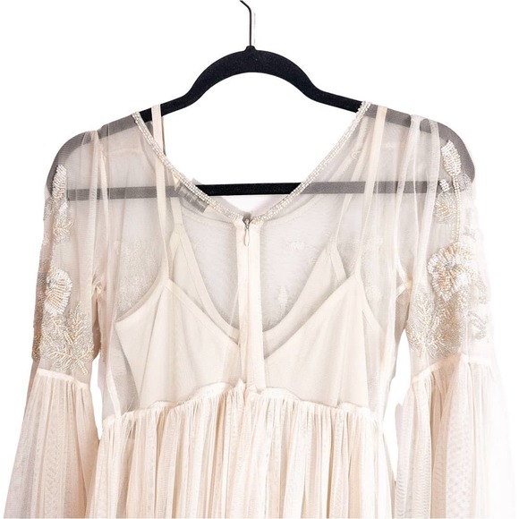 3 FOR $50! 🎁 Miss Selfridge White Mini Dress Bell Sleeve Chiffon Beaded … - Picture 7 of 8